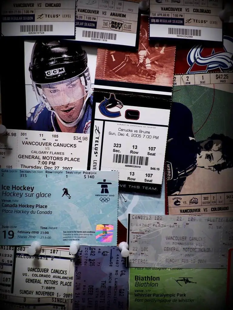 Hockey ticket